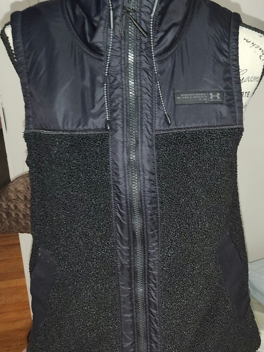 Under Armour Women's Black Sherpa Vest Size Small